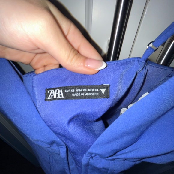 Blue cropped tank top from Zara in size XS - Picture 3 of 3